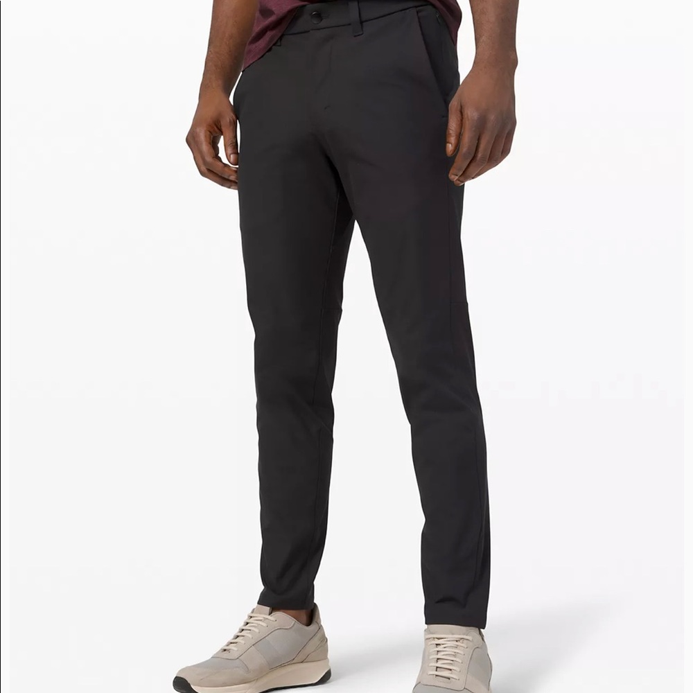 Mens Black Lululemon Commission Slim size 32 W, 31 L.